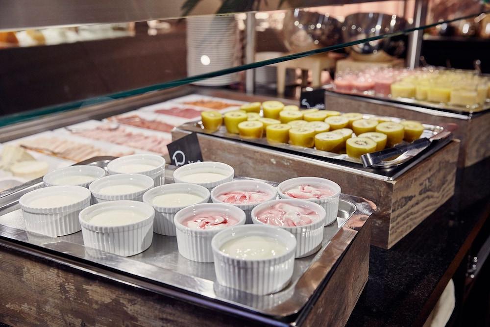 Hotel Lindner Antwerp, Part Of Jdv By Hyatt 4*