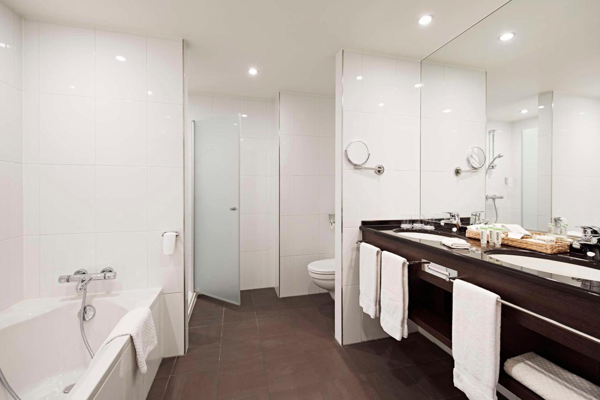 Lindner Wtc Hotel&city Lounge 4* Antwerpen